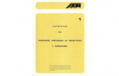 Código Deontológico de la APPC e inicio de la publicación de los “livros de capa amarela”